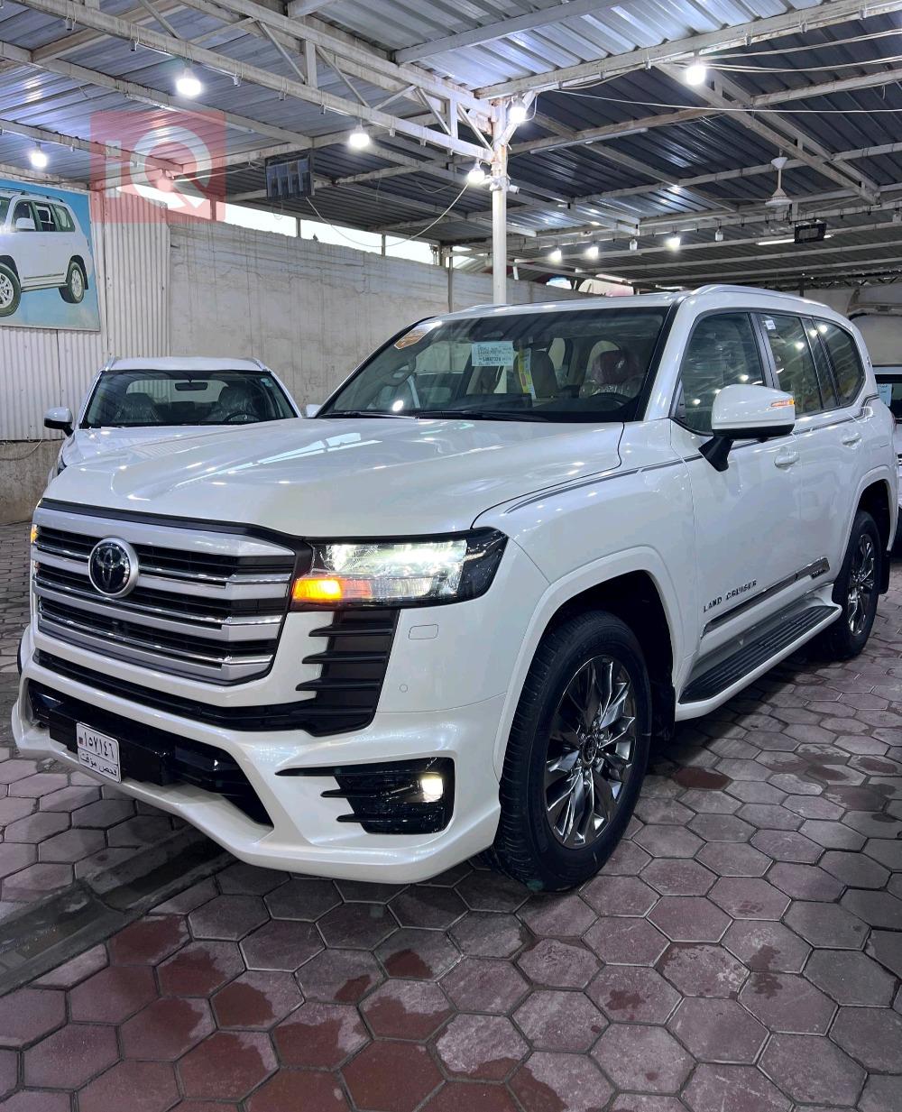 تويوتا لاندكروزر